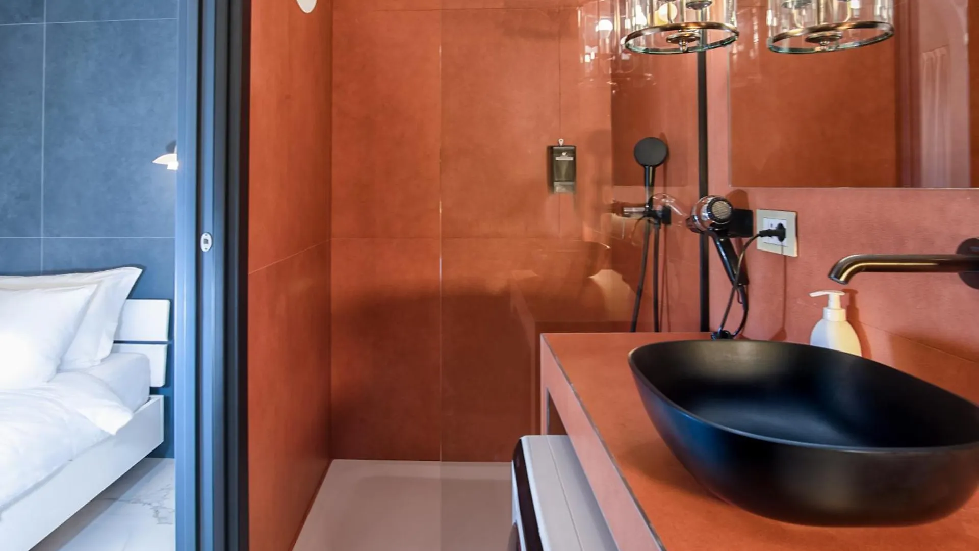 Apartment Ms Marple Luxury Suite Central Station Milan Italy